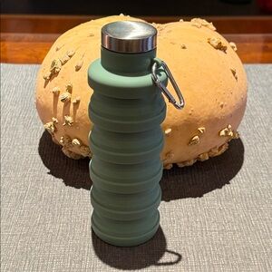 Collapsible Silicone Light Army Green Water Bottle with Carabiner